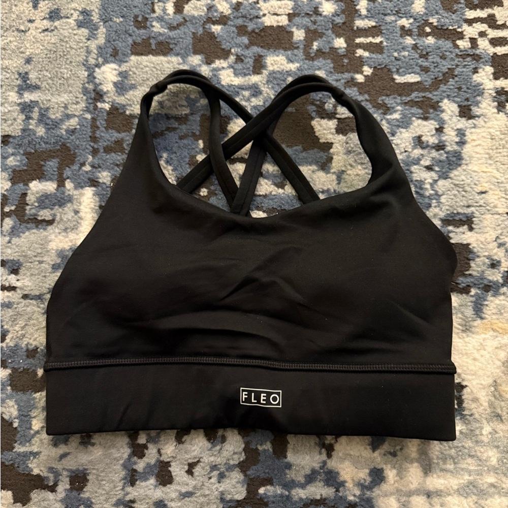 FLEO Isla Women's Black Sports Bra- Medium Support